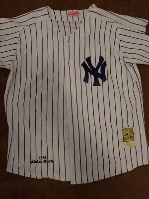 CAMISETA MICKEY MANTLE MITCHELL & NESS 1951 NOVATO NEW YORK YANKEES Foto 1 de 4