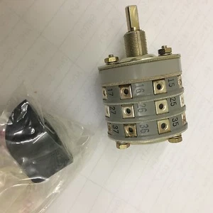 ELECTRO SWITCH 32303A-S NSFP 32303A-S, NSN 5930 00 600 7465 - Picture 1 of 4