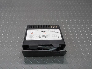 03-12 MERCEDES R230 SL-CLASS SPARE TIRE AIR COMPRESSOR 0005830502 OEM - Picture 1 of 12