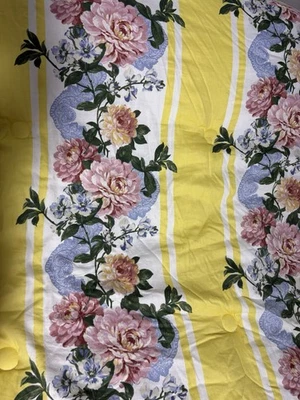CROSCILL Princess Queen/Full Floral Comforter 90x88 Yellow Bedding - Image 1 of 4