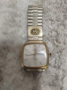 Vintage Hamilton Masterpiece 9864 14K Gold Plated Swiss ETA 955424 Quart Uhr - Bild 1 von 14