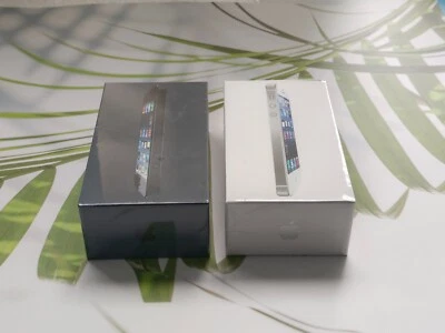 Good Apple iPhone 5/5c 8/16/32/64GB Fully UNLOCKED for any carrier All colors - Image 1 of 4