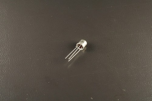 Transistor 2N3799 Intel NOS (Ancien Stock Neuf) - 1 Pièce C119U25F070214