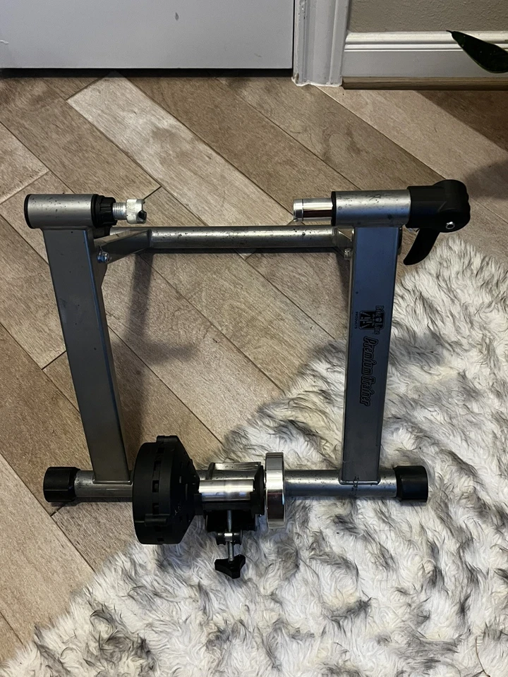 Bike Lane Premium Trainer Bicycle Indoor Trainer Exercise Ride All Year Silver - Image 1 of 4