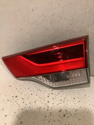 2017 -2019 TOYOTA HIGHLANDER PASSENGER RH LID TAIL LIGHT OEM C39R-13556 TL — 第 1/4 张图片