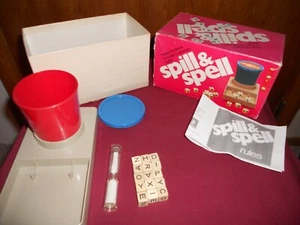 Vintage 1972 Parker Brothers Spill & Spell 15 Cube Crossword Game Complete - Picture 1 of 1