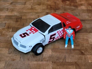 M.A.S.K. Toy Vehicles - Razorback - 1987 - Red And White - Transforming Car - Picture 1 of 14