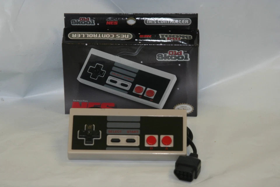 2 x Old Skool NES Classic Controllers for Nintendo Entertainment System NES - Image 1 of 1