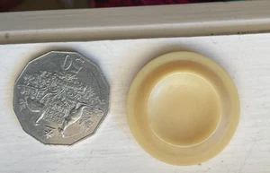 3.7 Cm Diam YELLOW Vintage COAT Thick Plastic Button- Tunnel Shanked FREEP.P. - Picture 1 of 3
