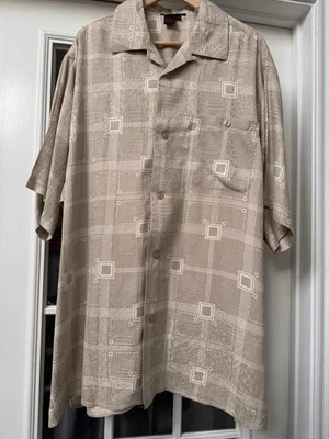 Tulliano 100% Silk Short Sleeve Button Front Shirt Beige Geometric 2X - Image 1 of 4