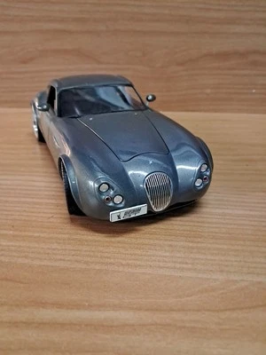 Revell  Wiesmann GT  1/18 - Immagine 1 di 4