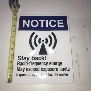 8-STAY BACK-Radio Frequency energy May Exceed exposure limits-3M - Picture 1 of 2