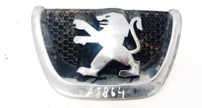 Peugeot Partner 2010 Front Emblem 303002001, 18c0001030 #1978002-27 - Bild 1 von 4