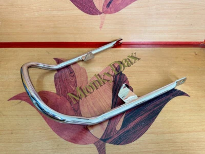 1977 Honda CB550K Seat Bar. CB550 K3 Fender Grab Rail. 84100-404-610 -Rep - Изображение 1 из 4