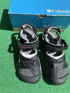 Columbia Splasher Boys Girls Sz Youth 5 Black Gray Sandal Water Shoes Techlite - Picture 1 of 9