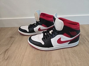 Air Jordan 1 Mid Black Gym Red Men’s Size 11 554724-122 - Picture 1 of 8