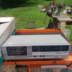 Grabadora de cubierta de casete estéreo inversa automática realista SCT-82 - ¡Nueva en caja! - Imagen 1 de 23