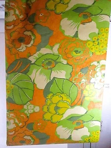 CA 1940S-50S LUSH FLORAL & LEAF THEMED WALL PAPER ROLL, ORANGE & GREEN 21 FEET - Picture 1 of 2