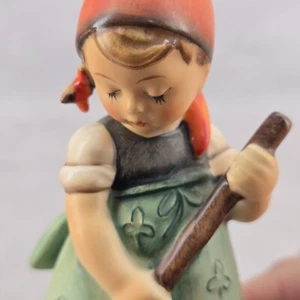 Rare Hummel Goebel Little Sweeper 171 Figurine TMK 2 - 1950 1959 - Picture 1 of 15