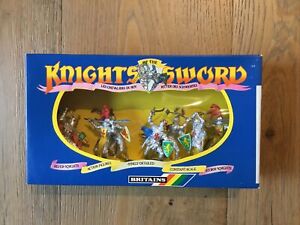Britains 7775 Knights Of The Sword Medieval War 7 Silver Knights Attacking New