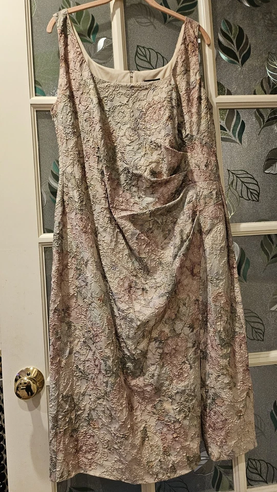 Adrianna Papell Nude Muted Floral Dress Size 14W - Image 1 of 4