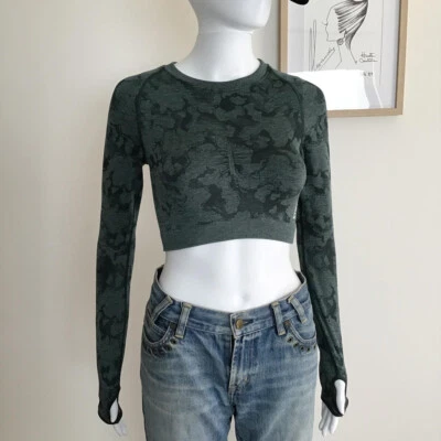 Gymshark Camo Seamless Crop Top / Size S / BNWT / RRP $70 - Image 1 of 4