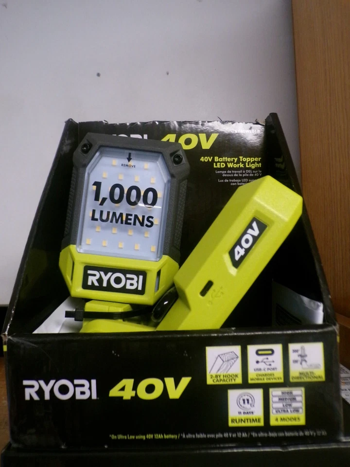 NUEVO GENUINO RYOBI 40V 1000 LÚMENES BATERÍA TOPPER LED LUZ DE TRABAJO HERRAMIENTA SOLAMENTE Foto 1 de 1