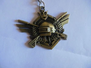 PUBG ** Escudo ** Llavero Tono Bronce ** Envío Gratuito - Imagen 1 de 4