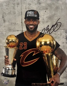 VTG LeBron James Cleveland Cavaliers Rookie Rare Signed Auto 10x8 Photo SSC COA - Picture 1 of 7