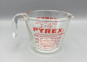 Vintage Pyrex L Griff 1 Tasse 8 Unzen #508 roter Schriftzug Glas Messbecher USA - Bild 1 von 6