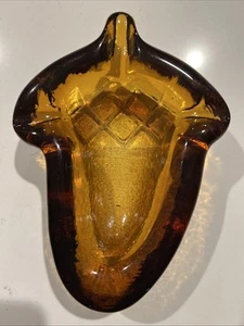 Posacenere a forma di ghianda in vetro ambrato metà secolo vetro imperiale co. 8 1/2"x6" - Foto 1 di 2