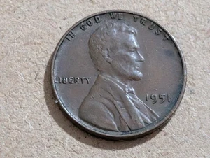 Lincoln Wheat Penny Philadelphia 1951 P como nuevo sin marca de ceca circulado sin certificación - Imagen 1 de 2