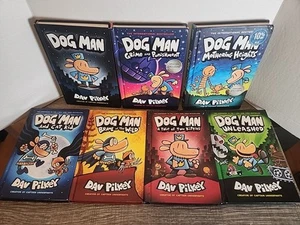 Lot of 7 Dog Man HC Books By Dav Pilkey Books - Color Graphix - Scholastic - VG - Foto 1 di 17