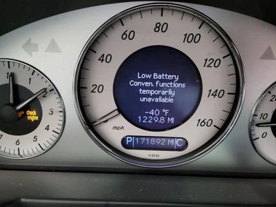 2006 Mercedes E320 E500 W211 Speedometer Cluster MPH 51076 E 2115402248 - Image 1 of 4