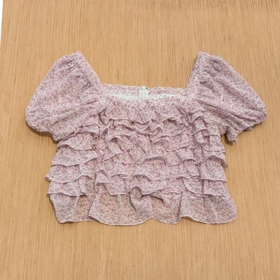 Top corto SHE+SKY floral con volantes cuello cuadrado manga abullonada cabaña para mujer mediano Foto 1 de 4