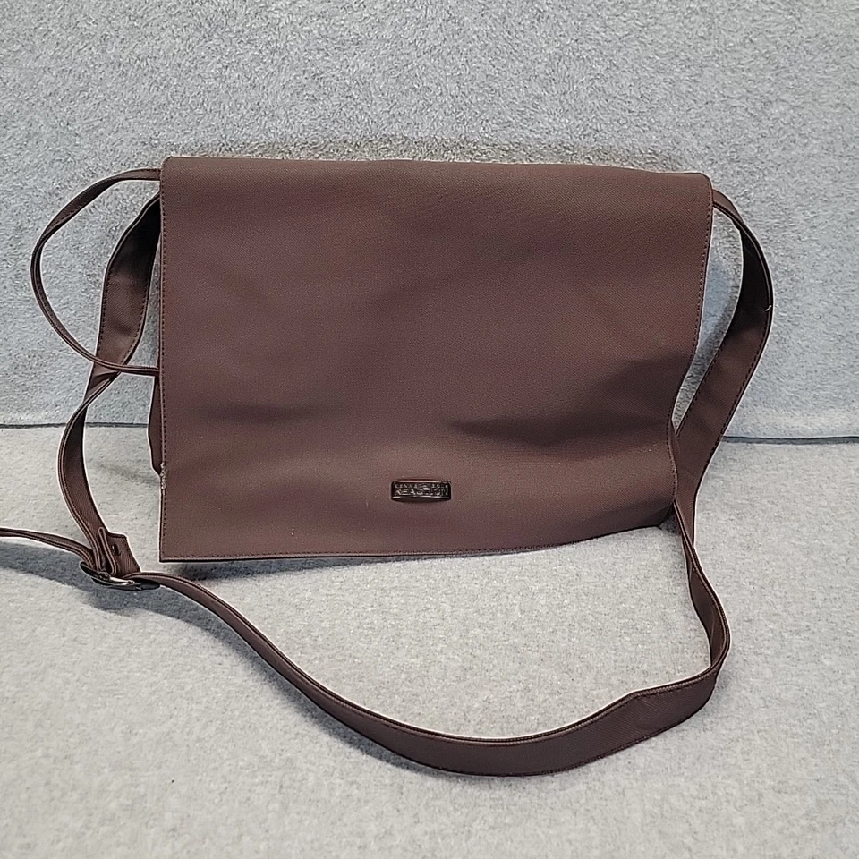 Kenneth Cole Reaction Bandolera Marrón con Cartera Pequeña Foto 1 de 4