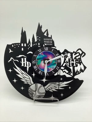 Reloj de pared Harry Potter disco vinilo - Castillo de Hogwarts, Snitch dorado,  Foto 1 de 4