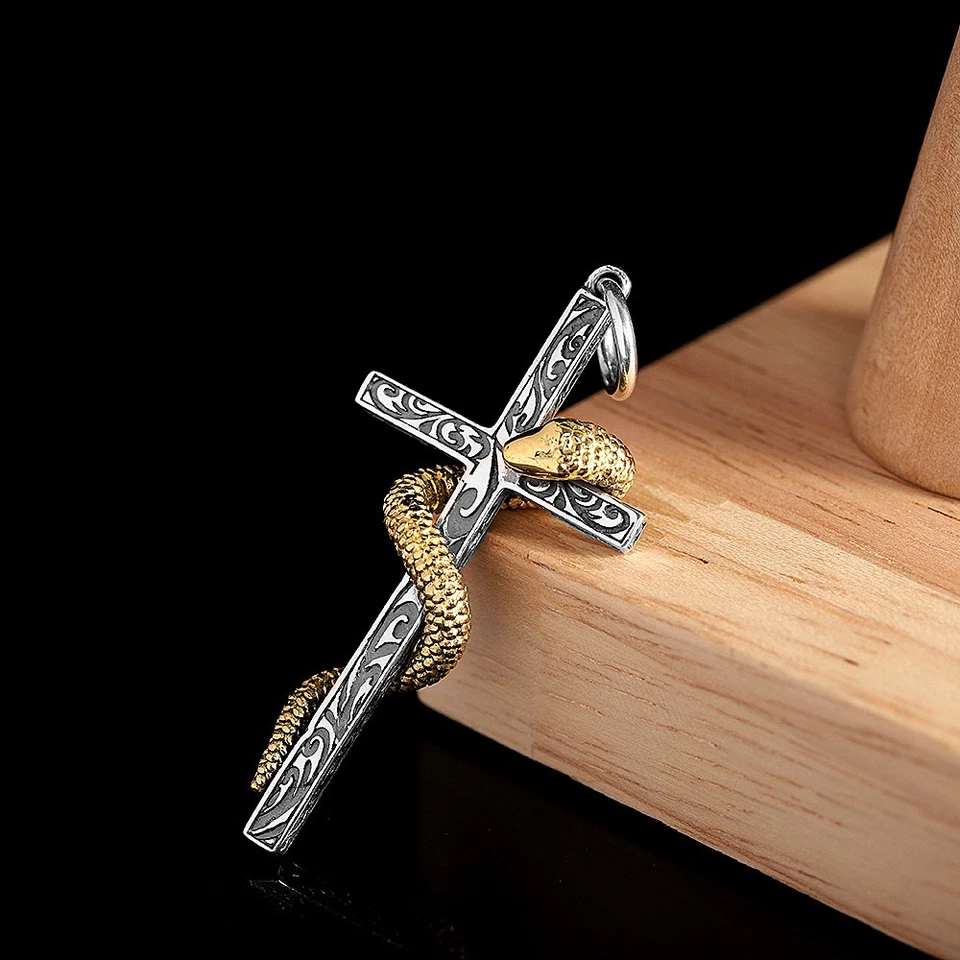 Colgante Cruz Serpiente Vintage Plata de Ley 925 y Latón Gótico Motociclista Dije Foto 1 de 4