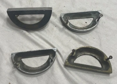 Juego de cuatro muebles vintage de latón fundido latón americano o inglés, siglo XX Foto 1 de 4