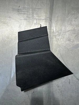 2015-2020 CHEVROLET TAHOE YUKON SUBURBAN SILVERADO SIERRA JUMP SEAT SIDE TRIM Foto 1 de 2