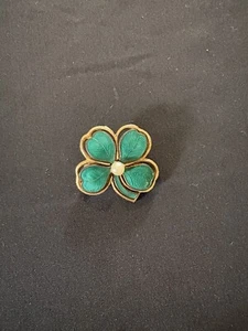 Vintage St. Patrick's Day Shamrock Pin Brooch - Picture 1 of 2