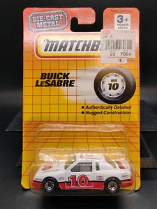 Vintage Matchbox Buick LeSabre MB10 Die Cast - 1:64 Scale Collectible, NIB - Picture 1 of 3