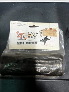 ITCHY FEET - SKI GEAR. Double dog handles. boating - Picture 1 of 2