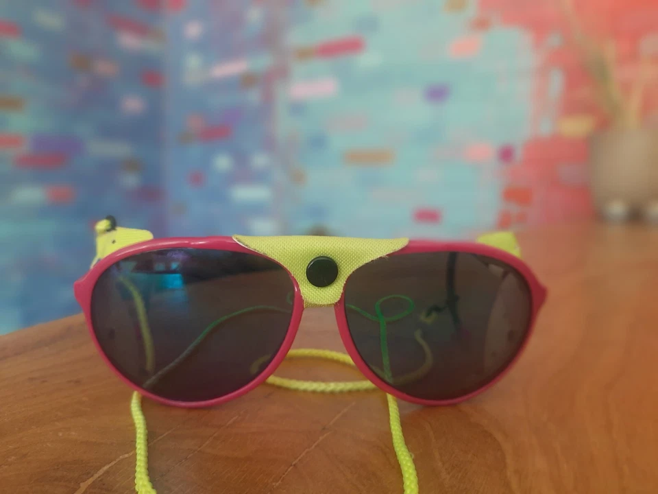 Gafas de sol vintage rosa neón Cebe glaciar escudos laterales montañismo Francia  Foto 1 de 4