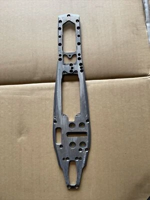 Serpent 960 chassis Plate. - Image 1 of 3
