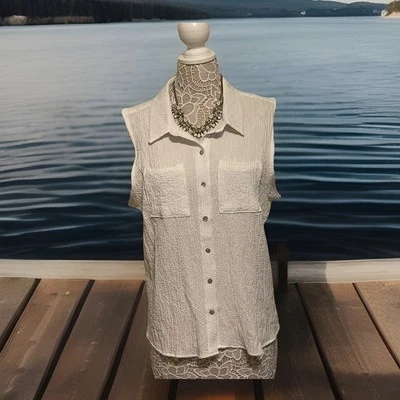 Kathy Ireland Button Down Collared Womens Sleeveless Size XL Blouse - Image 1 of 4