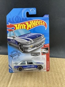 Hot Wheels HW Rescue '92 BMW M3 4/10, SPEDIZIONE DI PIÙ OGGETTI $1 - Foto 1 di 3