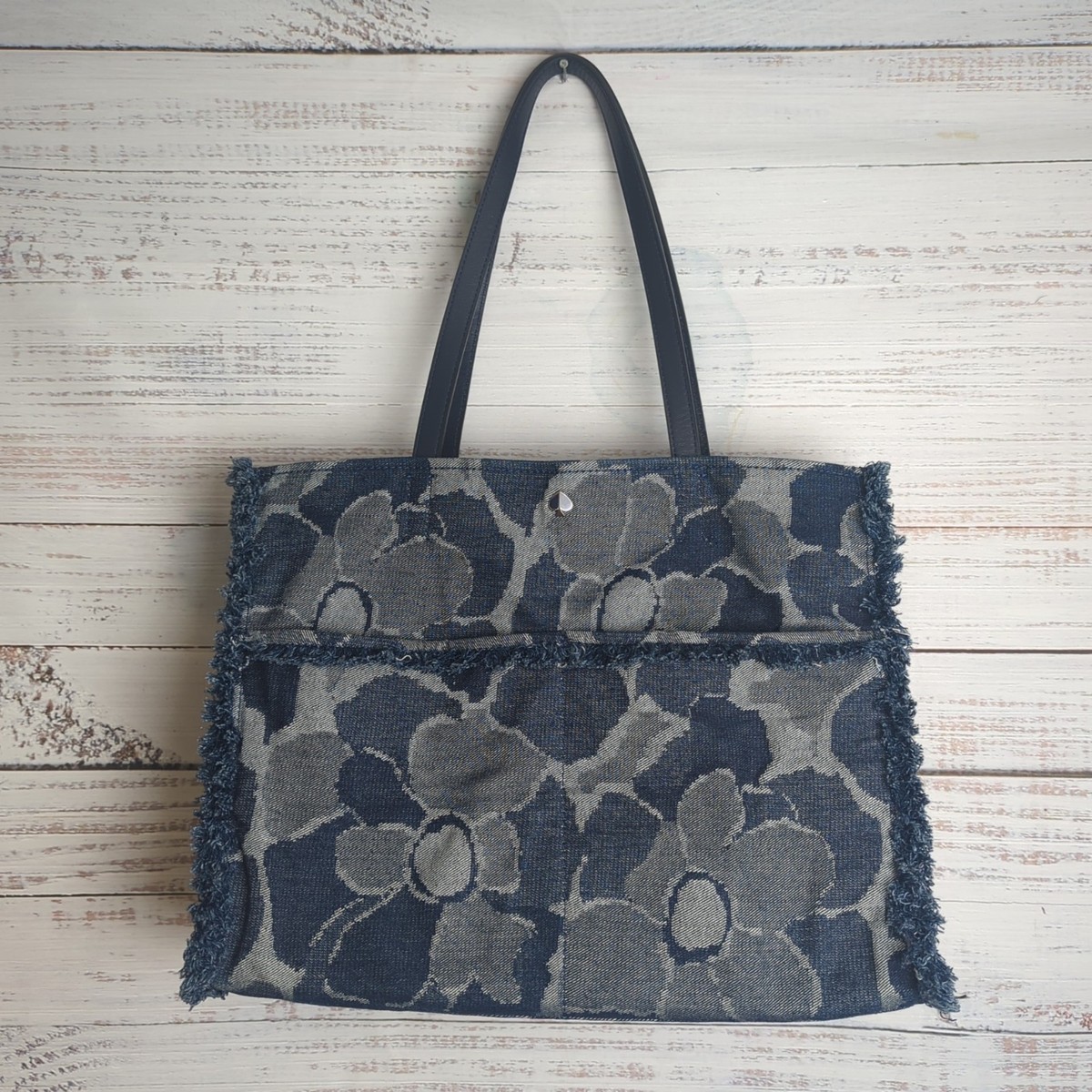 【Kate Spade】Perfect Floral Large Tote ◆国内発送◆ Perfect Embroidered Floral Large Tote | Kate Spade Outlet