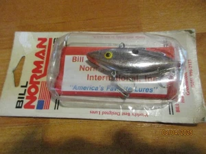 Single 2.5" Bill Norman Silver Lure NT-14-03 1/4oz Vintage Old Stock New in Pack - Picture 1 of 3