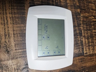 Honeywell TH8320U1008 7-Day VisionPRO 8000 Touchscreen Programmable Thermostat - Image 1 of 4